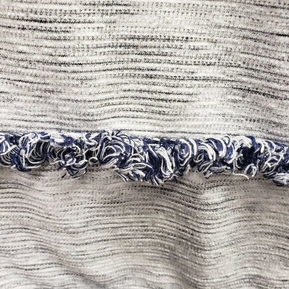 Chico's Womens Top Size 2 Large Boxy Fringe Fun Blue Artsy - Picture 4 of 7